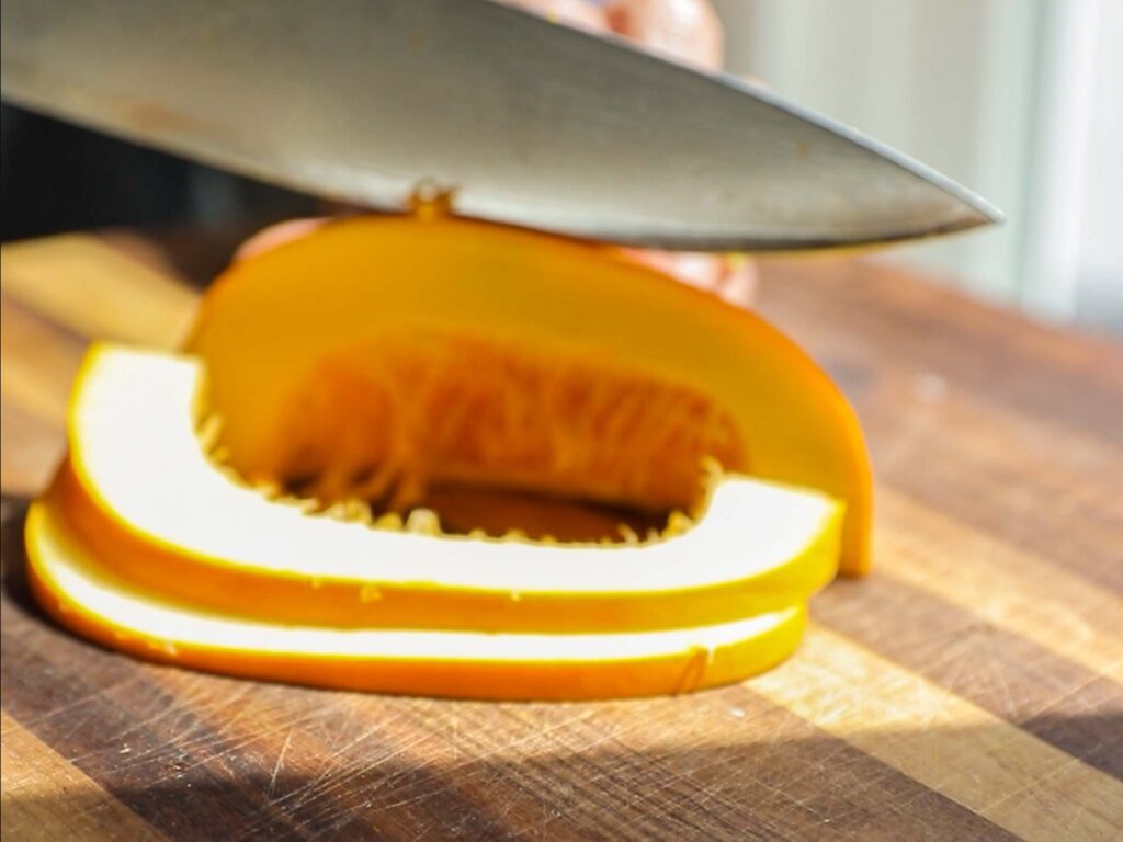 slicing pumpkin